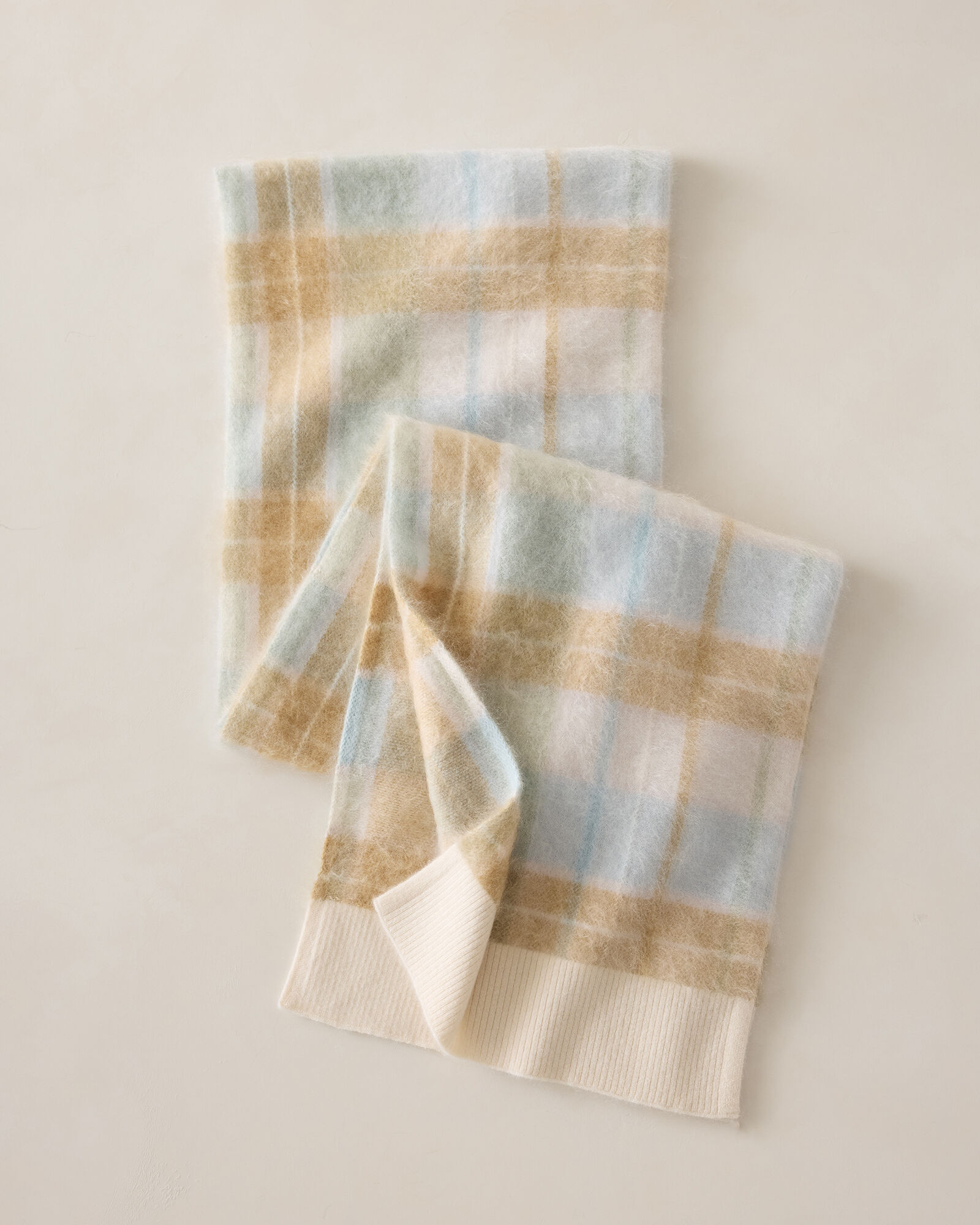 Brushed Cashmere Plaid Scarf