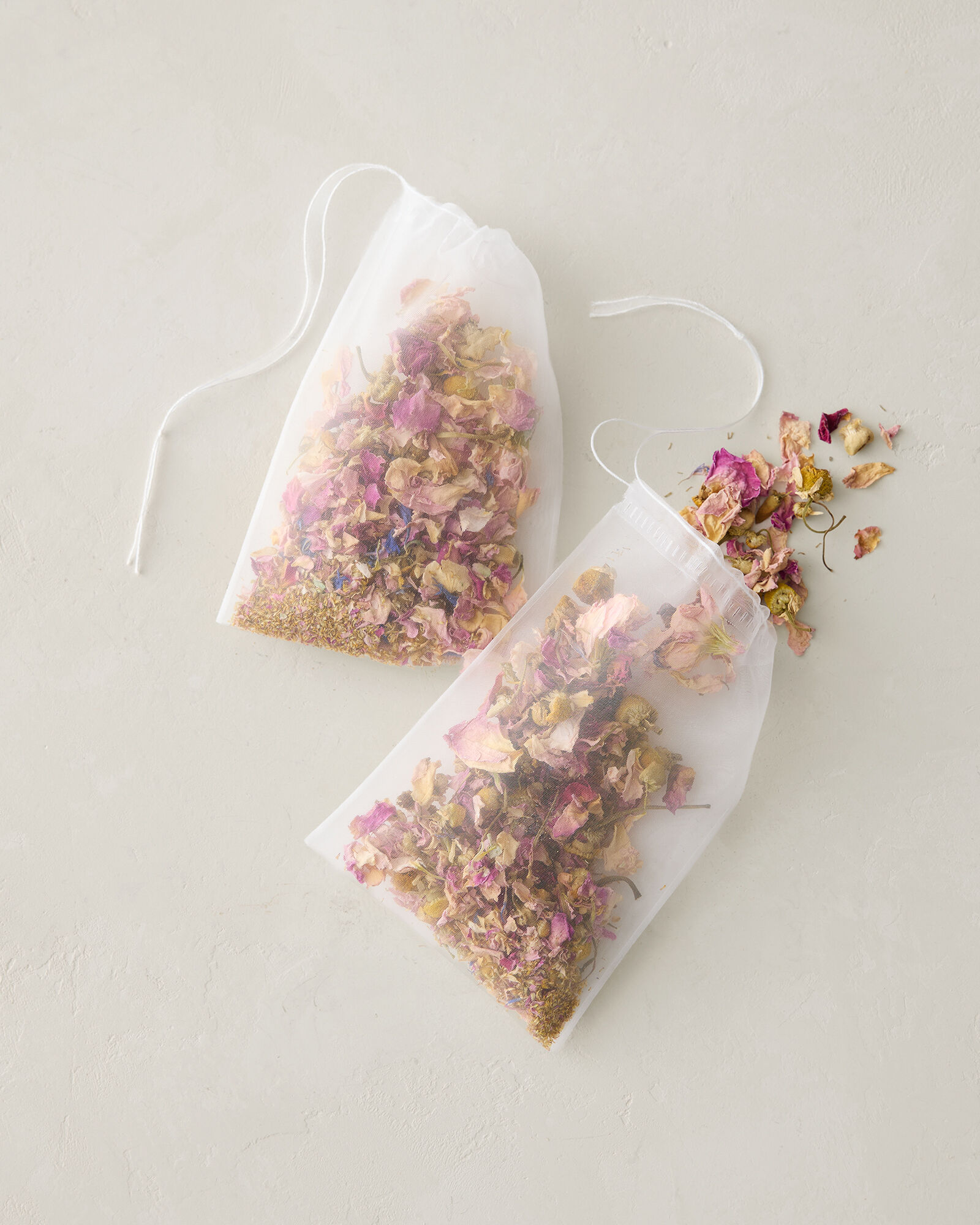 Cleanse Gourmet x Haven Well Within Heirloom Garden Tea Bath Sachets