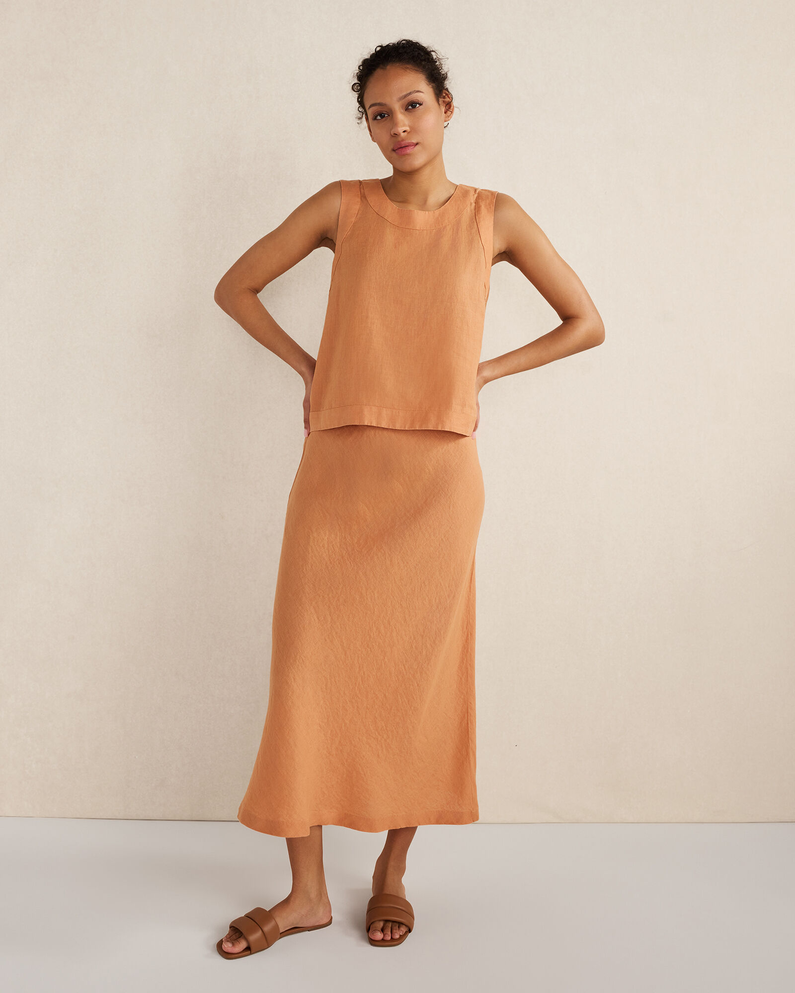 Linen Sleeveless Top
