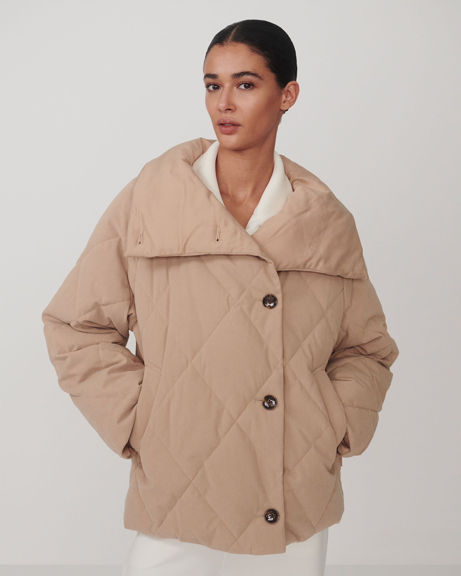 Varley Evren Short Quilted Coat