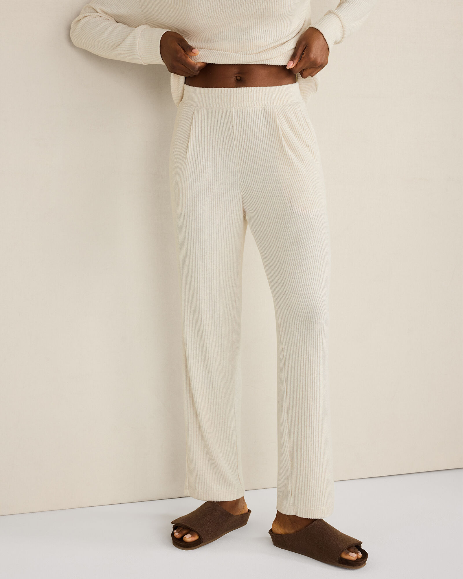 Brushed Rib Knit Tapered Pants